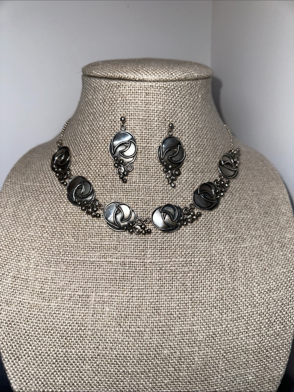 Classic Sterling Silver Linked Medallion Necklace & Earring Set